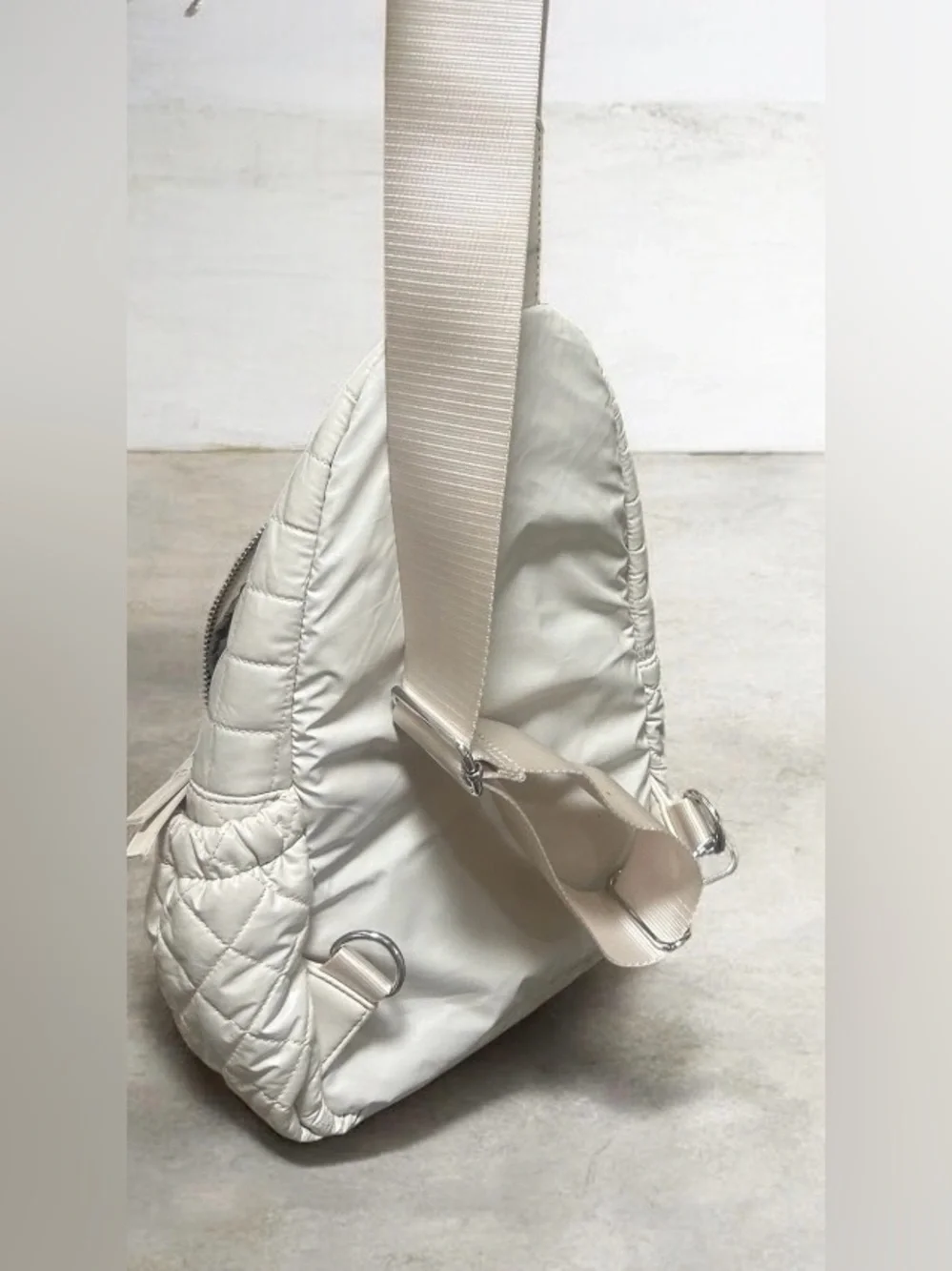Tutilo New York Quilted Cream Sling Bag